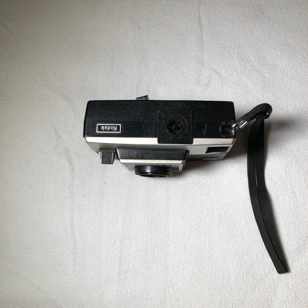 Vintage Kodak Instamatic X-15 Pocket Camera 1970-1976 - Picture 3 of 12